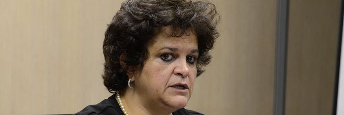 Izabela Teixeira, ministra do Meio Ambiente  18/08/2014