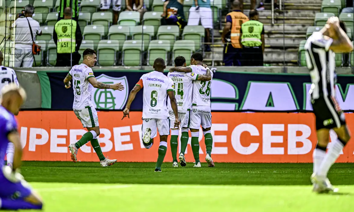 Belo Horizonte (MG), 06.07.2024 - Partida de futebol entre América-MG x Operário-PR válida pelo Campeonato Brasileiro Série B. Foto: Mourão Panda/América