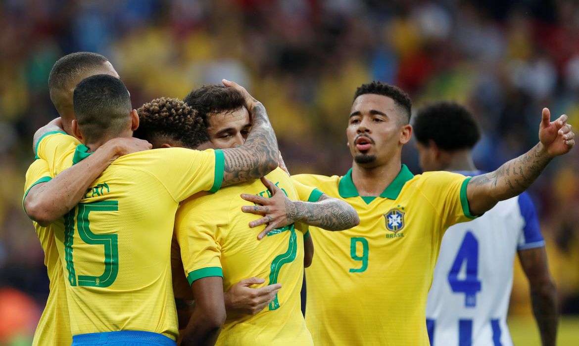 Brasil 4 x 0 Chile  Eliminatórias da Copa - América do Sul: melhores  momentos