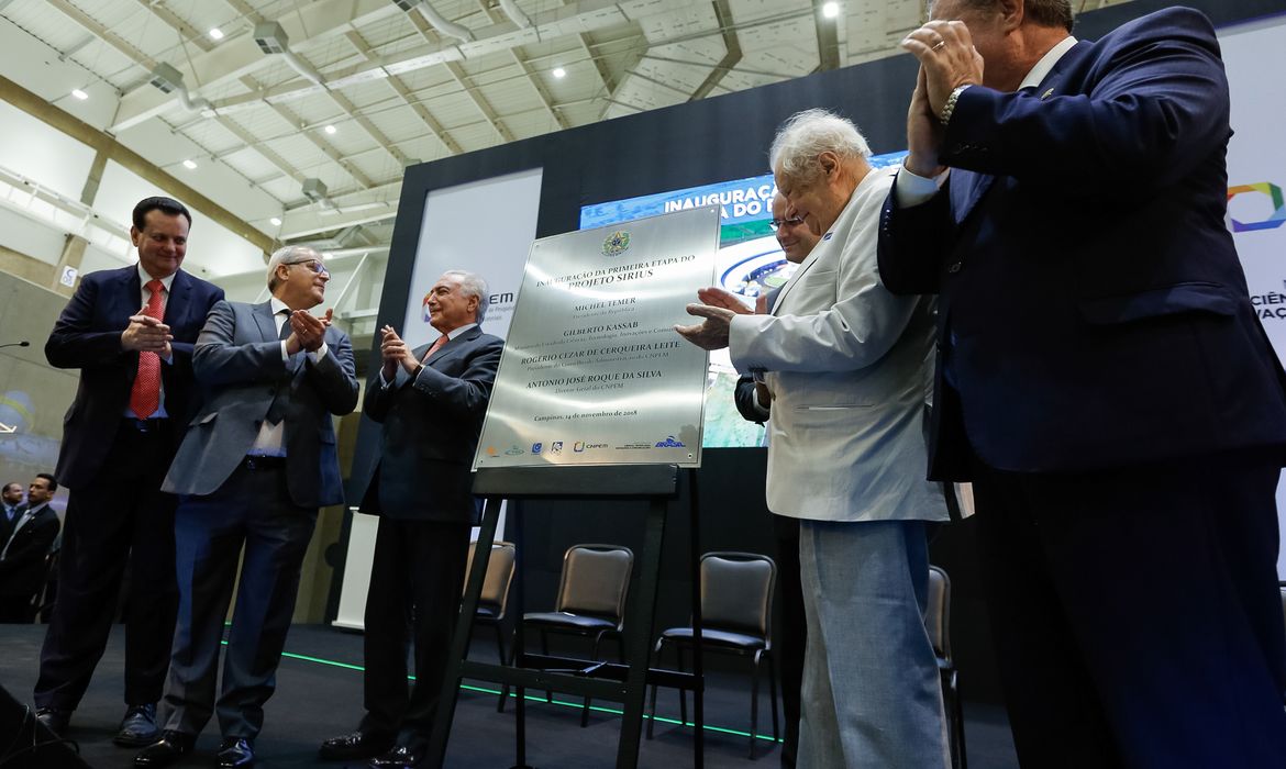 O presidente Michel Temer inaugurou hoje (14) a primeira etapa da construção do Sirius, o acelerador de elétrons considerado o maior empreendimento da ciência brasileira.