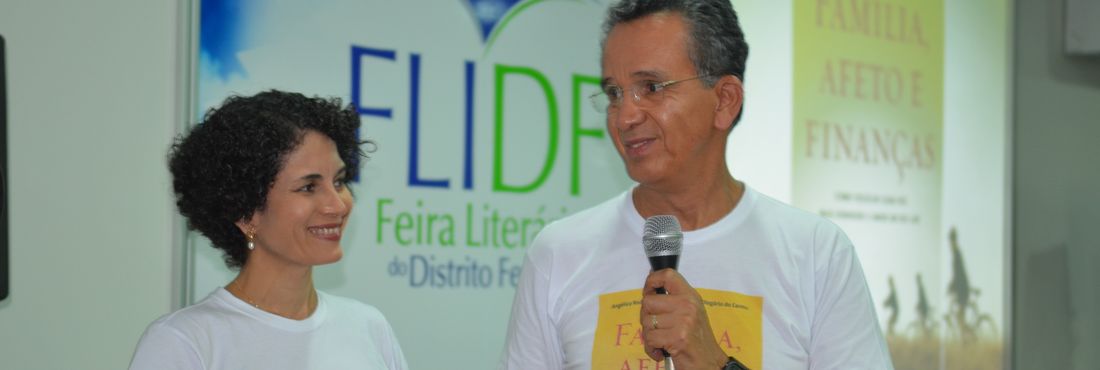 Rogério Olegário e Angélica Rodrigues são autores do livro "Finanças, afeto e família"