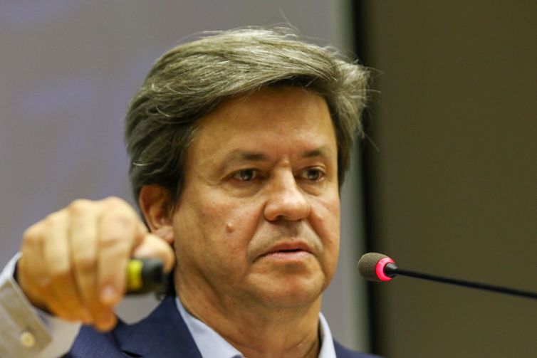 O secretário do Tesouro Nacional, Paulo Valle, apresenta o Relatório da Dívida Pública Federal referente a março -Fabio Rodrigues-Pozzebom/ Agência Brasil