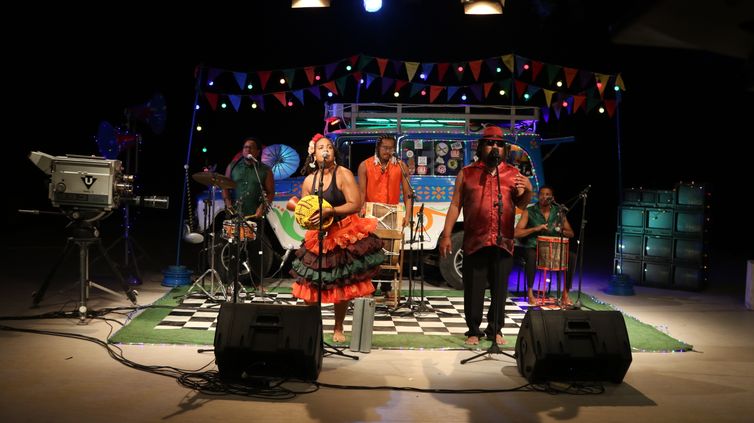 Grupo Bongar apresenta a festa do Coco da Xambá no Som na Rural