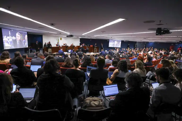Brasília (DF), 10/06/2025 - O ministro do Supremo Tribunal Federal (STF) Alexandre de Moraes começa a ouvir os réus do núcleo 1 na ação da trama golpista, os interrogatórios ocorrerão presencialmente na sala de julgamentos da primeira turma da corte 
Foto: Fellipe Sampaio/STF