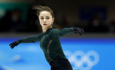 Patinadora russa Kamila Valieva treina durante a Olimpíada de Inverno Pequim 2022