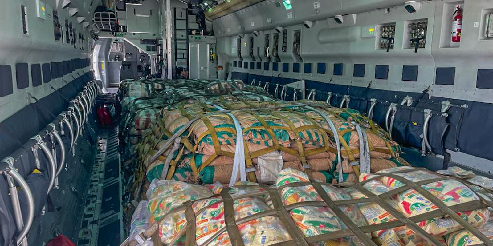 Cortes em ajuda internacional ameaçam programas de alimentação
