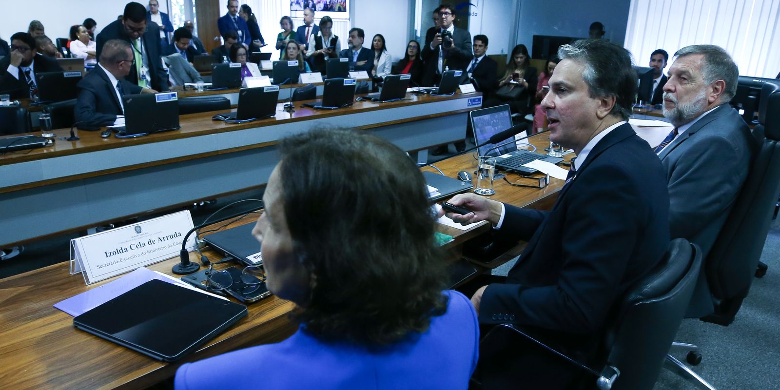 Governo deve apresentar nova proposta para servidores da Educação Governo deve apresentar nova proposta para servidores da Educação