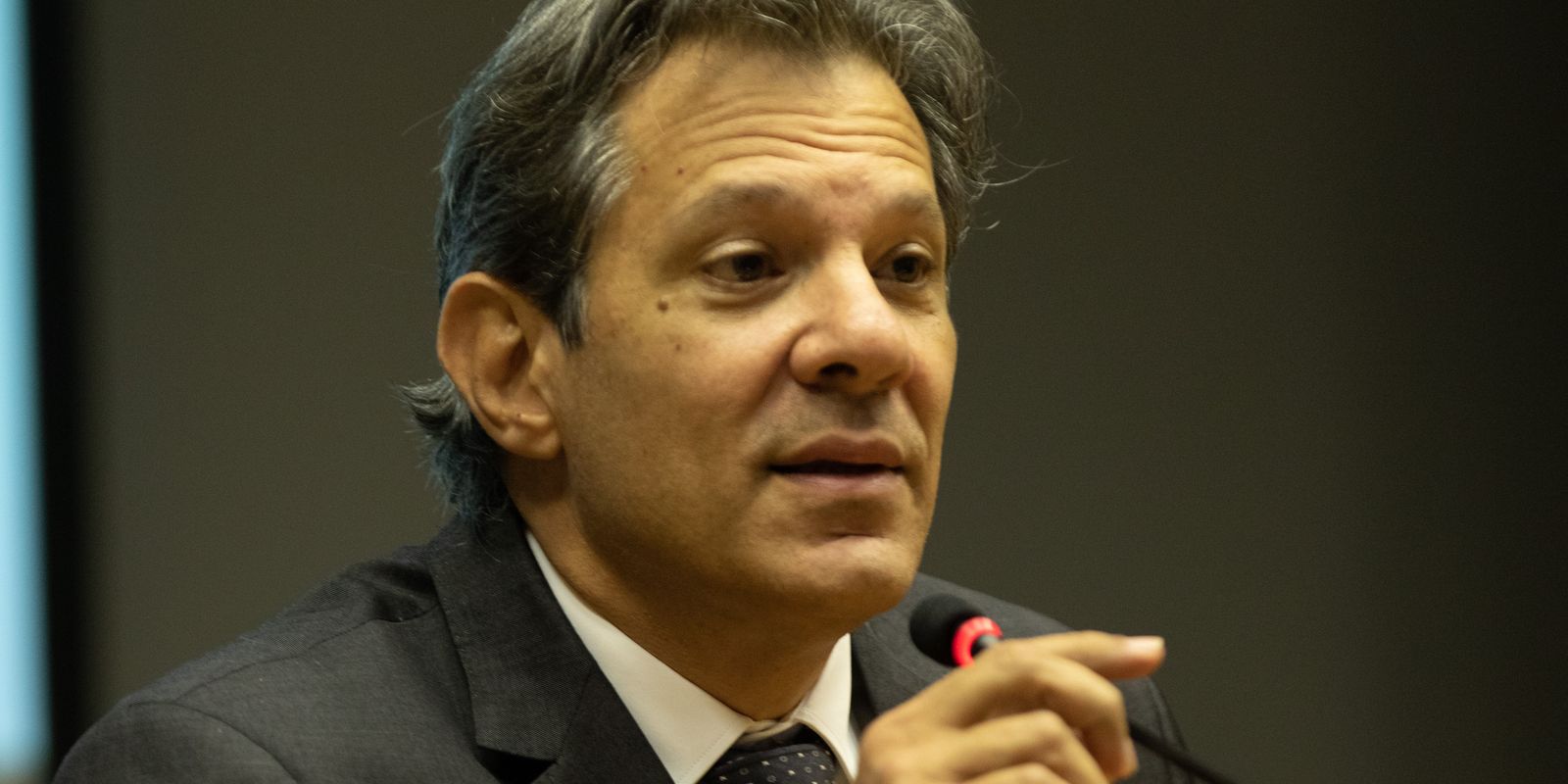 Haddad: Taxação de jogo on-line deve arrecadar entre R$ 2 bi e R$ 6 bi