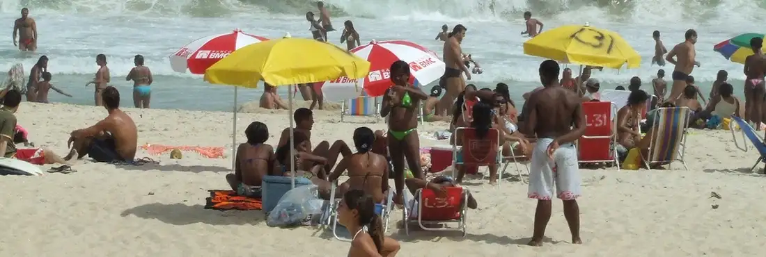 Praia de Ipanema, no Rio de Janeiro. Praia de Ipanema, no Rio de Janeiro.