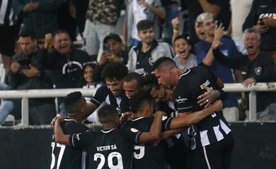 Botafogo 2 x 0 Coritiba pelo Campeonato Brasileiro no Estadio Nilton Santos. 17 de Setembro de 2022,