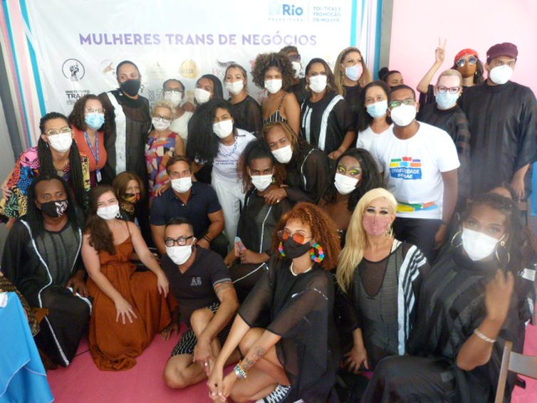 Divulgção/ SebraeRJ Curso capacita mulheres trans em empreendedorismo no Rio.