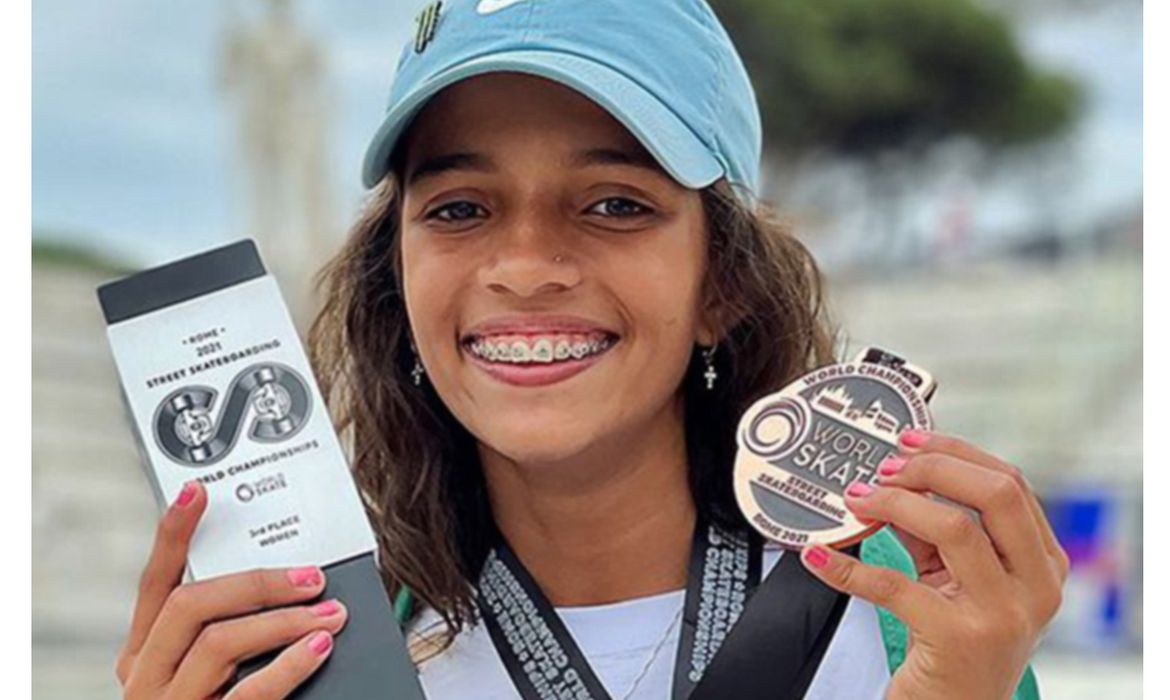 Skate: Rayssa Leal, de 13 anos, fatura bronze no Mundial de Stree