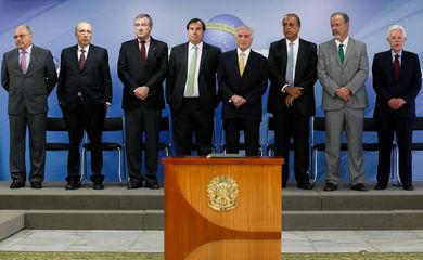 Brasília - Presidente Michel Temer durante cerimônia de assinatura de decreto de intervenção Federal no estado do Rio de Janeiro, no Palácio do Planalto (Beto Barata/PR)