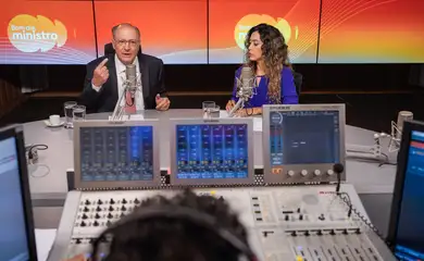 Brasília (DF), 15/01//2026 - O vice-presidente da República e ministro do Desenvolvimento, Indústria, Comércio e Serviços (MDIC), Geraldo Alckmin, durante entrevista ao programa Bom Dia, Ministro, onde falou sobre a aprovação, pela União Europeia, do acordo comercial entre Mercosul e o bloco europeu, entre outros assuntos.  Foto: Rafa Neddermeyer/Agência Brasil