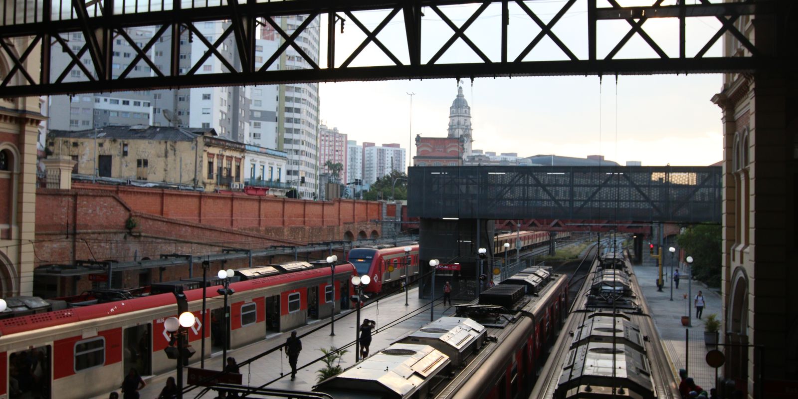 Maquinista da CPTM mata um colega a tiros na Estação da Luz 3 Maquinista da CPTM mata um colega a tiros na Estação da Luz