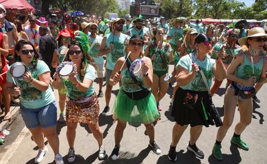 Rio de Janeiro (RJ), 17/02/2026 – Bloco Quizomba desfila no Aterro do Flamengo, na Glória, região central do Rio de Janeiro. Foto: Tomaz Silva/Agência Brasil