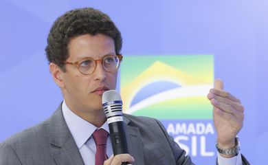 O ministro do Meio Ambiente, Ricardo Salles, durante coletiva de imprensa, sobre os dados do desmatamento divulgados pelo monitoramento ambiental do Instituto Nacional de Pesquisas Espaciais (Inpe)