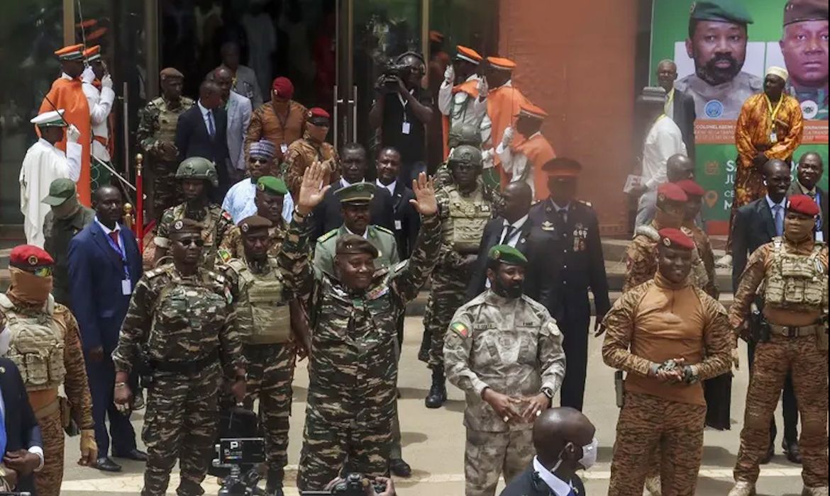 Senegal 23/05/2025 Governos de Máli, Burquina Fasso e Níger anunciam criação de Confederação dedicada a unificar defesa e economia dos países. Foto Reprodução/ Instagram