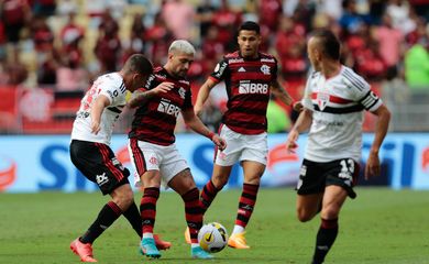 Flamengo 3 x 1 São Paulo - Campeonato Brasileiro - Maracanã - 17-04-2022- primeiro turno