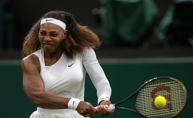 Tenista Serena Williams em Wimbledon