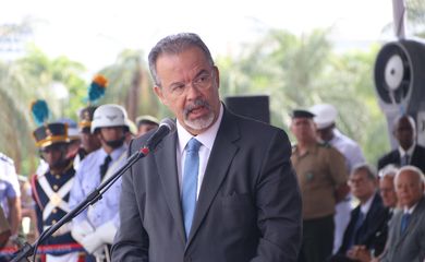 O ministro da Defesa Raul Jungamnn participou participou no sábado de solenidade que marcou o fim das operações do Brasil na Missão das Nações Unidas para Estabilização do Haiti (Minustah) Vladimir Platonow/Agência Brasil