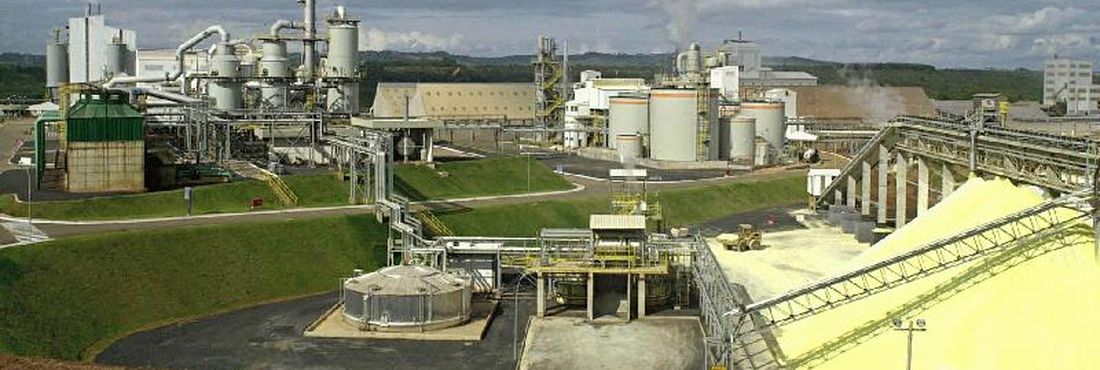 Vista panorâmica da Companhia Petroquímica Brasileira (Copebrás).,