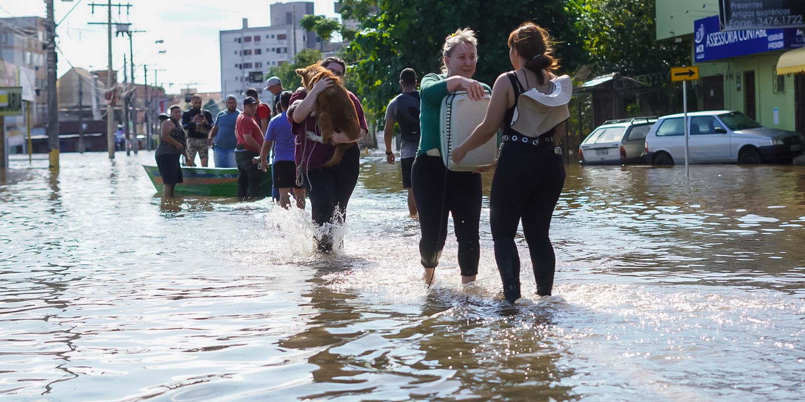 Chuvas: Canoas pede que população evite áreas de alagamentos