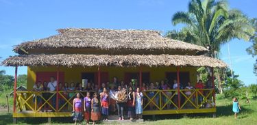 Povo Huni Kuin do Rio Murú, em Tarauacá, Casa de Produção e Cultura da Mulher Indígena