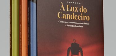 Coleção À Luz do Candeeiro, de Conceição Campos 