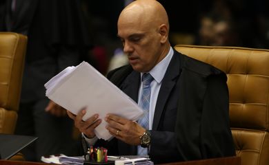 O ministro Alexandre de Moraes, durante sessão de julgamento sobre limite para compartilhamento de dados fiscais