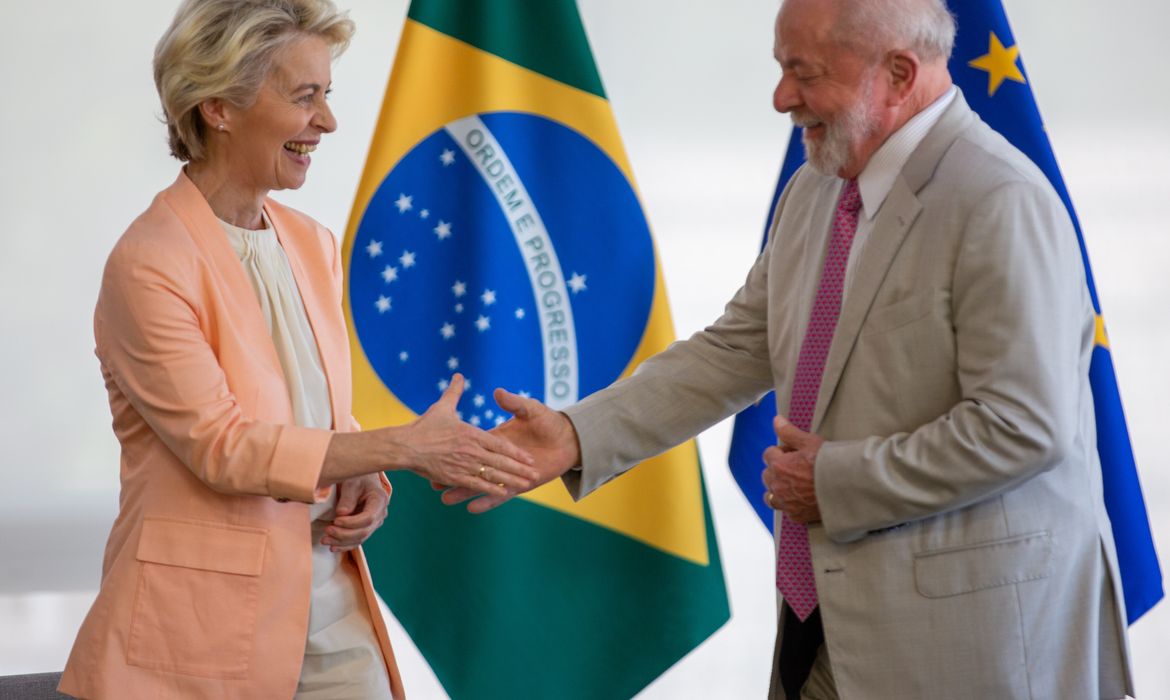 Brasília, DF 2023/06/12 O presidente Luiz Inácio Lula da Silva recebe a presidente da Comissão Europeia, Ursula von der Leyen, no Palácio do Planalto. Foto: Fabio Rodrigues-Pozzebom/ Agência Brasil