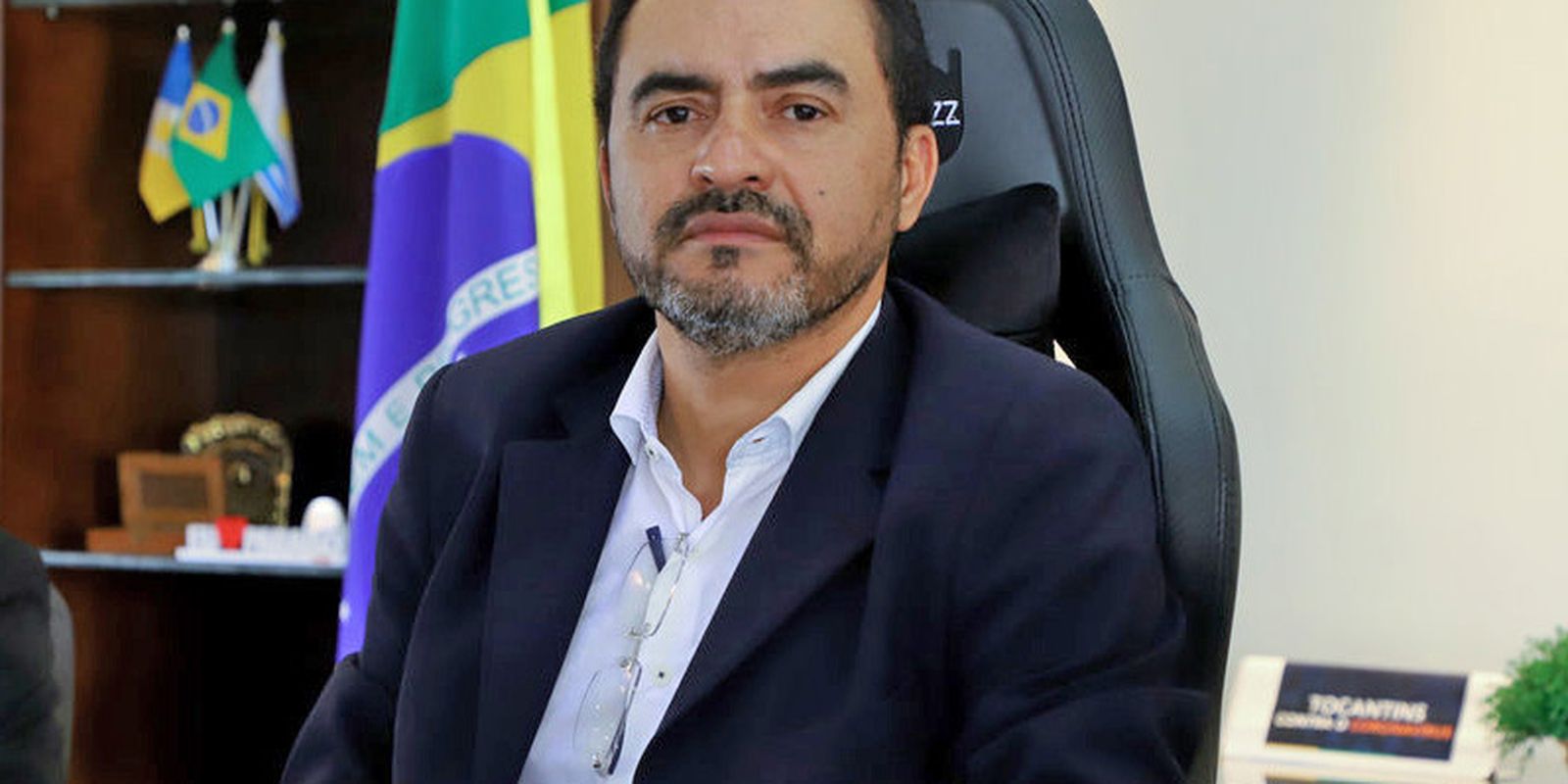 Nunes Marques derruba decisão que afastou governador do Tocantins