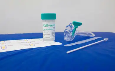 Brasília (DF), 15/08/2025 - Ministério da Saúde oferta tecnologia inovadora 100% nacional para detectar câncer do colo do útero no SUS. Medida do programa Agora Tem Especialistas, novo teste molecular de DNA-HPV será implementado de forma gradativa em 12 estados. Por ser mais moderno e eficaz, substituirá o Papanicolau. Foto: João Risi/MS