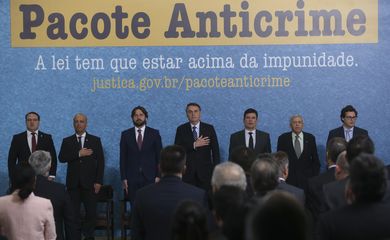  
O presidente Jair Bolsonaro e o ministro da Justiça e Segurança Pública, Sergio Moro, participam do lançamento da campanha publicitária do Projeto Anticrime, do governo federal