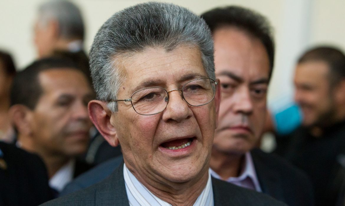 Henry Ramos Allup, presidente do parlamento venezuelano
