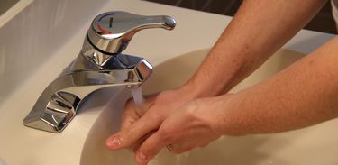 Lavar a mão