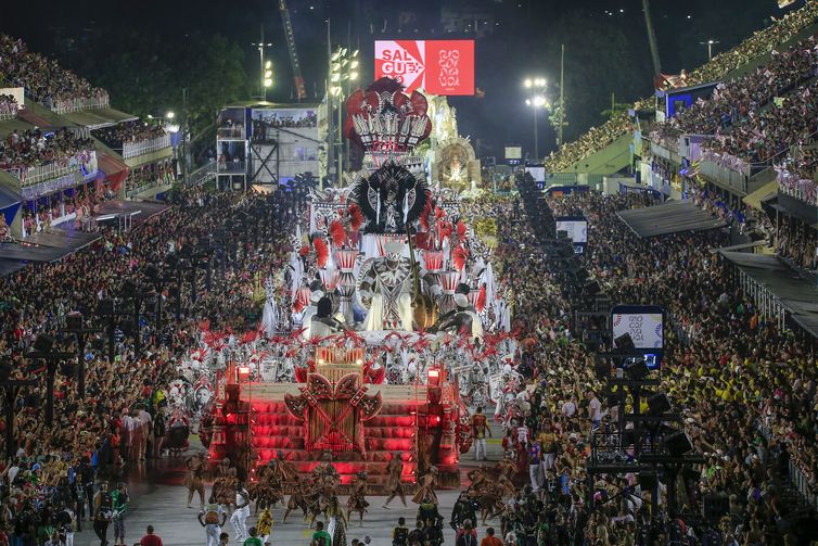 Salgueiro - Carnaval 202222/04/2022 Grupo Especial Sambódromo Terceiro dia do Carnaval 2022 Fotógrafo - Marco Antonio Teixeira 