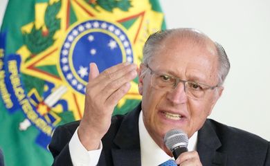 Brasília (DF), 06/03/2025 - Vice Presidente da República Geraldo Alckmin durante anúncio de medidas para redução do preço dos alimentos, no Palácio do Planalto. Foto: Cadu Gomes/VPR