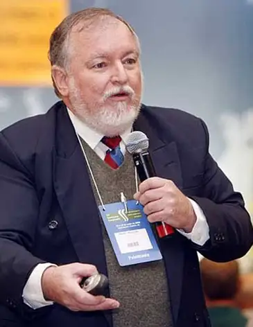 Luiz Carlos Molion, professor da Universidade Federal de Alagoas (UFAL), pesquisador e meteorologista