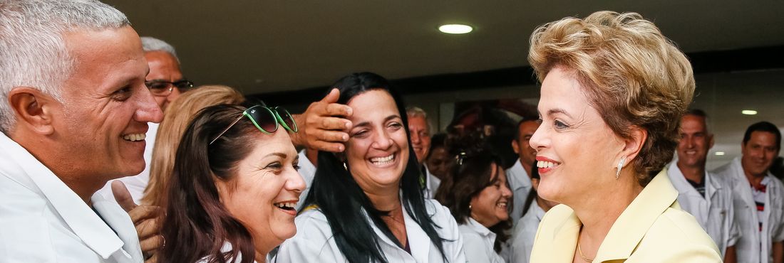 Dilma durante cerimônia de celebração de 2 anos do Programa Mais Médicos