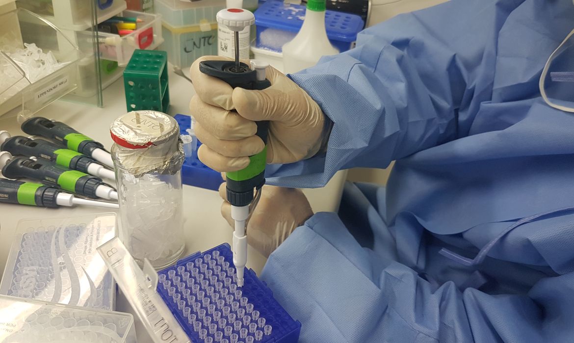 Covid-19: Fiocruz se torna laboratório de referência nas Américas