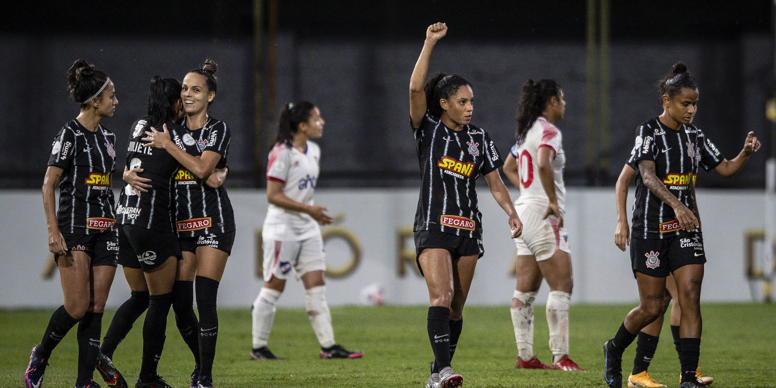 De goleadas 'históricas' a título inédito: como foi o Corinthians na Copa Paulista  Feminina