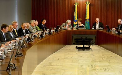 Brasília - A presidente Dilma Rousseff  participa de reunião de coordenação política do governo, no Palácio do Planalto (Wilson Dias/Agência Brasil)