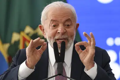 Brasília (DF), 22/04/2024 - O presidente Luiz Inácio Lula da Silva participa do lançamento do Programa Acredita, em cerimônia no Palácio do Planalto. Foto: Marcelo Camargo/Agência Brasil