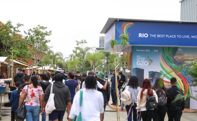 Rio de Janeiro (RJ), 14/11/2024 - Chegada dos participantes para o G20 Social, no Boulevard Olímpico na zona portuária da capital fluminense. Foto: Tomaz Silva/Agência Brasil