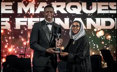 Henrique Marques recebe o prêmio de melhor do mundo no tawkwondo, da Federação Internacional (World Taekwondo), em 02/02/2026