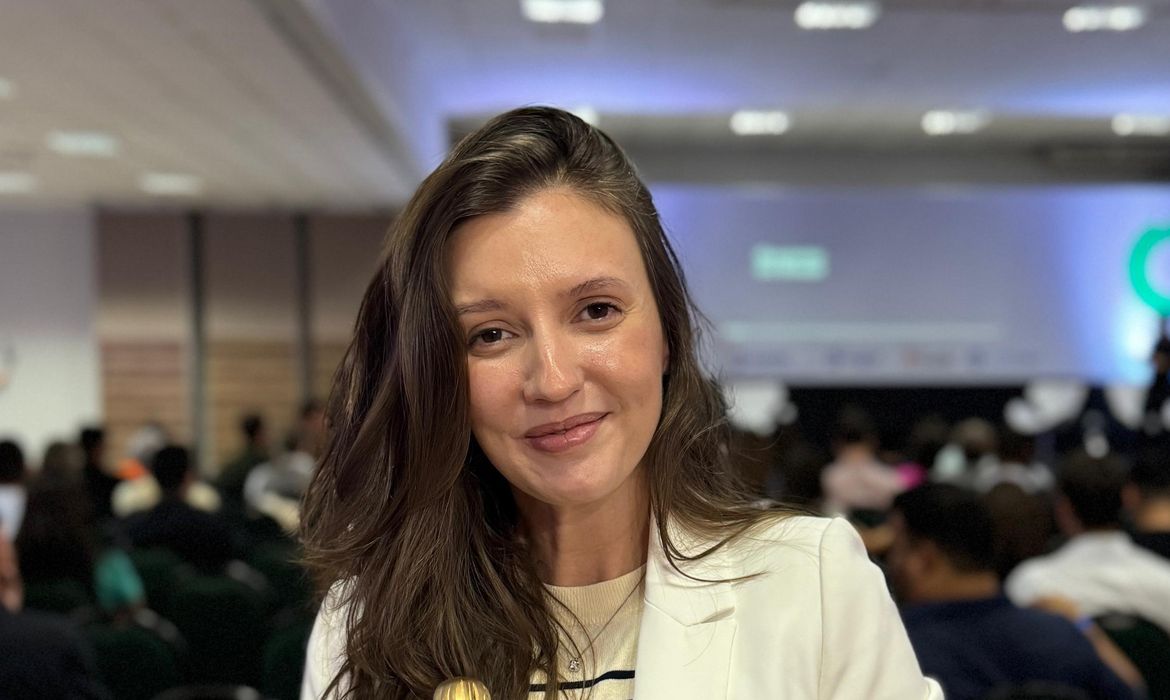 Brasília (DF), 29/04/2025 - A superintendente de Comunicação Digital e Mídias Sociais, Nicole Briones.
EBC PREMIADA | A Empresa Brasil de Comunicação (EBC) venceu a 3ª edição do Prêmio Social Media Gov, principal premiação de comunicação em redes sociais do setor público. As redes da EBC venceram a categoria ‘Comunicação como Serviço’, destinada a “instituições que promovem informações de interesse público, através de conteúdos certeiros e relevantes”.
Foto: Nicole Briones/Arquivo pessoal