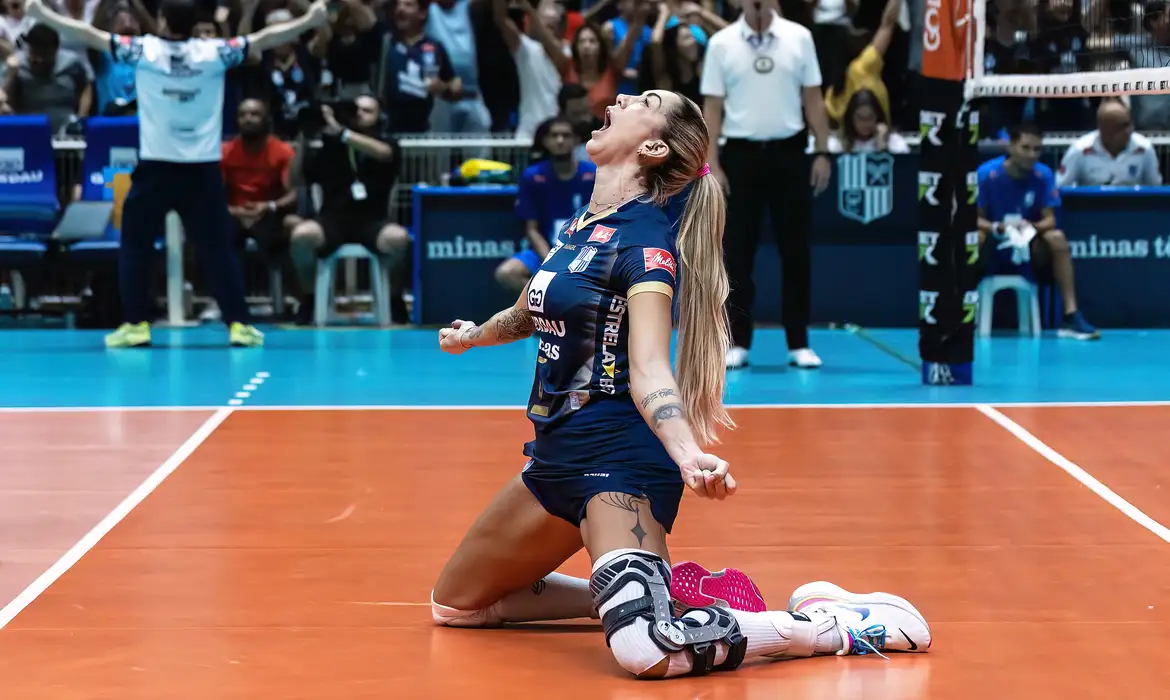 Minas Tênis Clube vence e avança à final da Superliga de vôlei feminino 2024