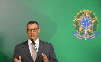 O porta-voz da Presidência da República, Otávio Rêgo Barros, durante briefing, no Palácio do Planalto, fala sobre a ajuda humanitária para os venezuelanos.