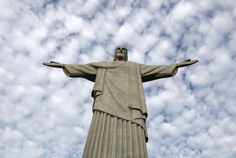 Público dos veículos EBC confere destaques do Rio como a estátua do Cristo Redentor.jpg